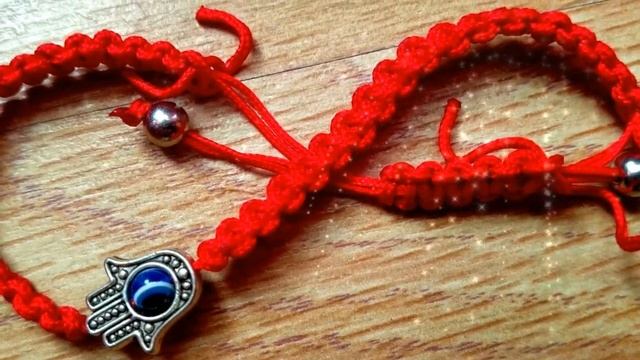 Красная нить на запястье - как нельзя носить смотреть онлайн