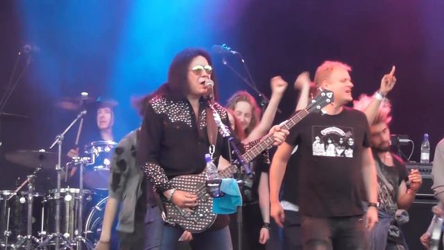 Gene Simmons Band - Rock and Roll All Nite "Live@Gröna Lund" смотреть онлайн