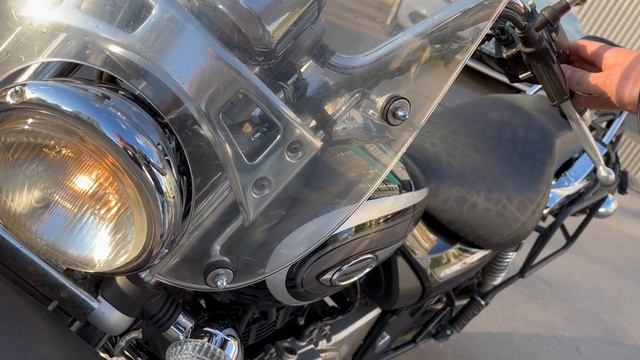 BAJAJ AVENGER 220 CRUISE