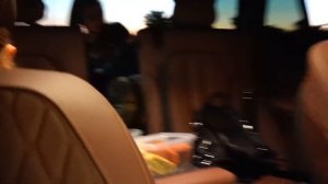 24 часа В МАШИНЕ! Амелька с девочками остались в машине на сутки!