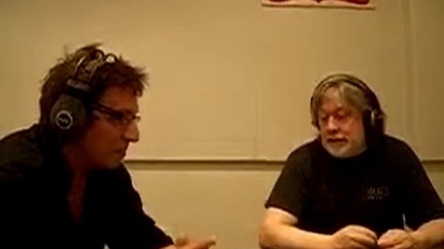 Интервью Мехрдада Бади на радио 92 Fm смотреть онлайн