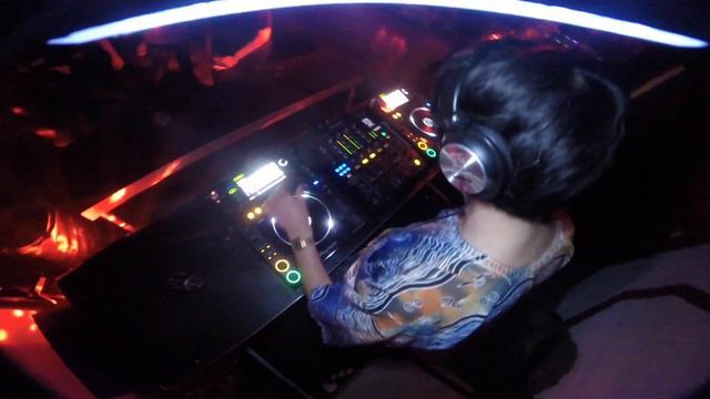 LUCIEN CLUB EDITION 2/3 : SPENCER PARKER, SVEN VON THULEN, RESIDENTS LUCIEN смотреть онлайн