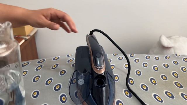 Philips Azur 8000 Serisi DST8050/20 Ütü смотреть онлайн