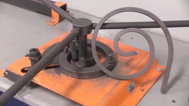 Ручной кузнечный инструмент Blacksmith M3 V1, M3 V9, MB25 30, M06 LX, M05 GX смотреть онлайн