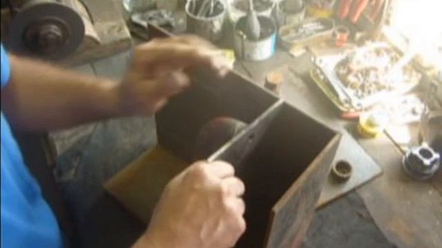 Водяное отопление своими руками в своём доме, часть первая (расширительный бачок) смотреть онлайн