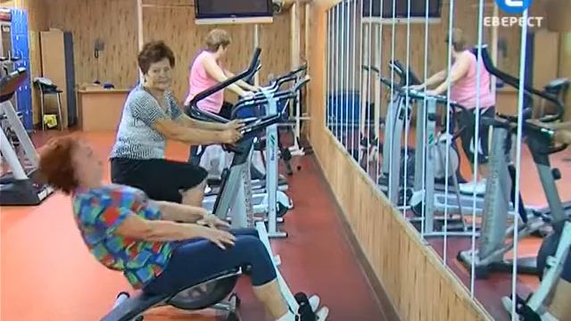 Пенсіонерки - спортсменки смотреть онлайн