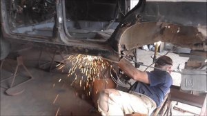 В мастерской Матвиенка. ВАЗ 21099 с мусорки (много матерщинных слов мастера). 18+