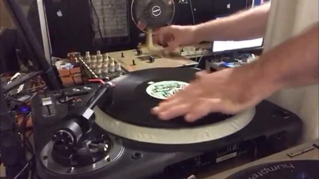 Likwit – Vestax PMC05 part 3 смотреть онлайн
