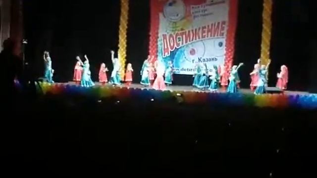 Детский театр танца "Зарянка" . Индийский танец смотреть онлайн