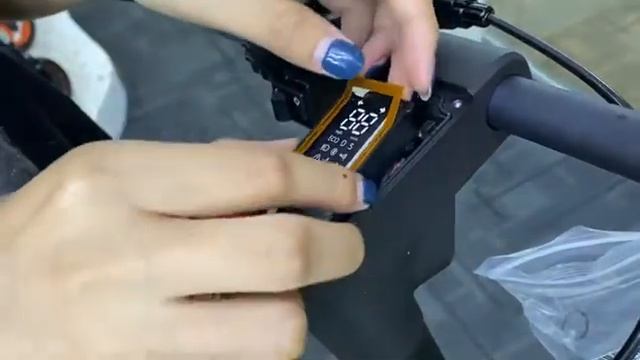 KugooKirin M3 NFC failure tutorial (KugooKirin M3 NFC故障教程) смотреть онлайн