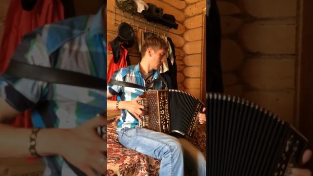 Гармонь горьковская заказная мастера Полубарьева. смотреть онлайн