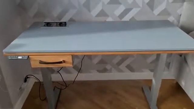 Посмотрите как поднимается StolStoya Титан смотреть онлайн