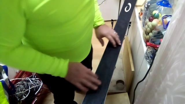 Как быстро смазать лыжи в домашних условиях с помощью строительного фена. смотреть онлайн