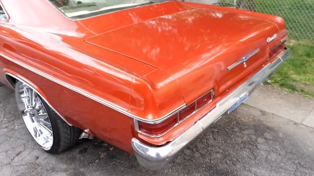 1966 Chevy Impala on 24s Custom everything смотреть онлайн
