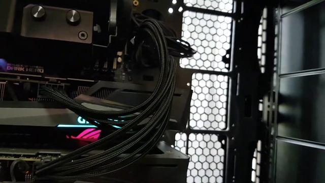 Новый кулер DARK ROCK PRO 4 смотреть онлайн