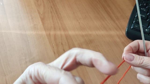 Ажурный узор. Из протяжек,вяжем ёлочку. смотреть онлайн