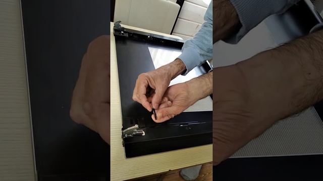 Снять дверцу духовки Midea смотреть онлайн