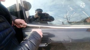 Как снять верхний хромированый молдинга ауди