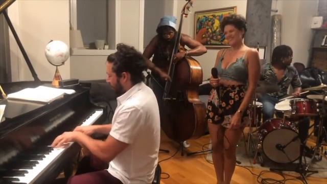 Cyrille Aimeé w/ Emmet Cohen | Yardbird Suite смотреть онлайн