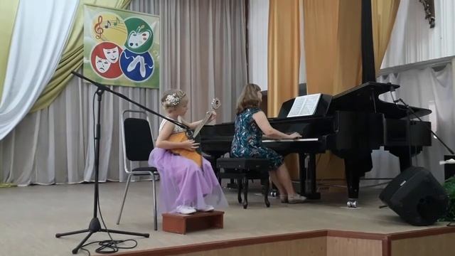 Как у наших у ворот, Шалов А., исполняет Шуклина Снежана (7 лет) смотреть онлайн