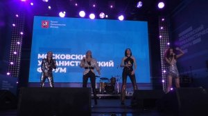 Блестящие - А на море белый песок