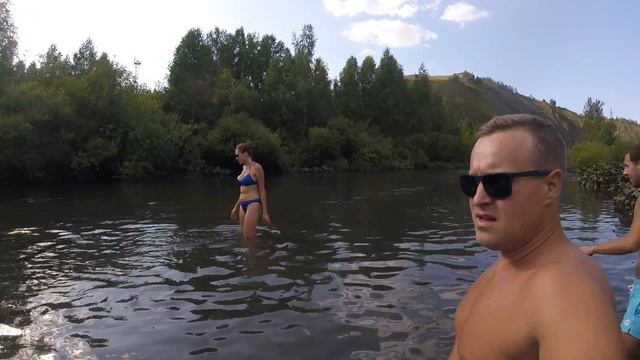 Красноярск. Розовый фламинго и купание в базаихе. смотреть онлайн