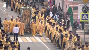 Патриарх Кирилл возглавил крестный ход в честь 700-летия начала служения в Москве свт. Петра