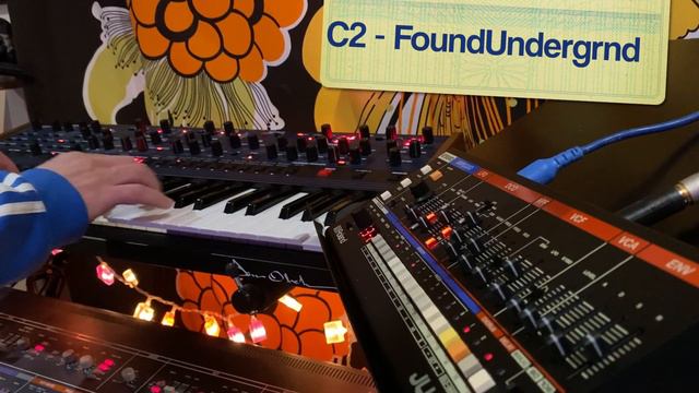 Roland JU 06A - Juno 60 presets смотреть онлайн