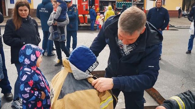 ПОЖАРНЫЙ ПРАЗДНИК смотреть онлайн