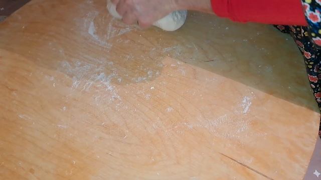 Сходили в магазин за книгами.Курица с галушками из пшеничной муки.