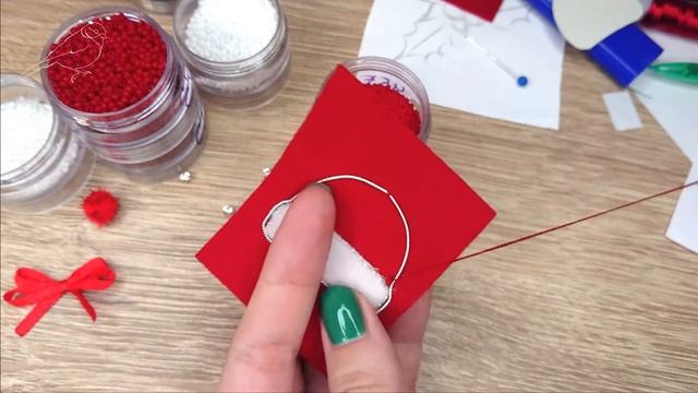 Как сделать брошь-шапочку из бисера и бусин / How to winter hat beaded brooch tutorial смотреть онлайн