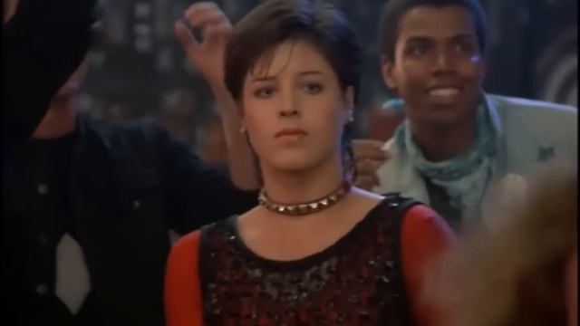 ICE T- feat chris (the glove) taylor - reckless - (Boogaloo Shrimp Movie Scenes) from BREAKIN смотреть онлайн