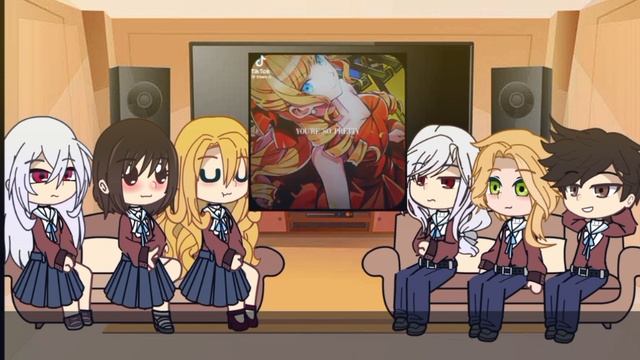 I'm in love with the villainess react to Rae and Claire (inglish and Spanish) {GL} смотреть онлайн