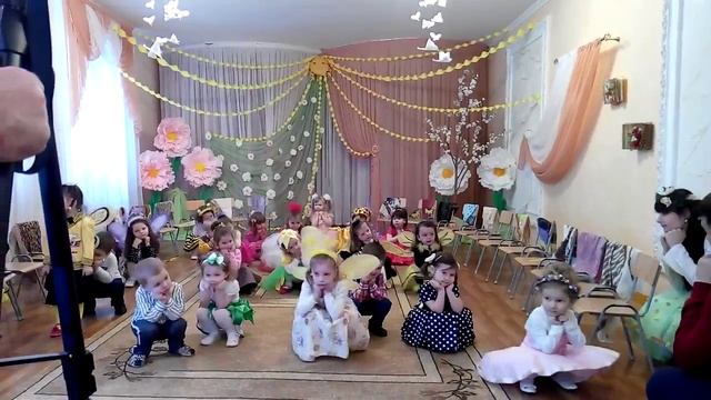 Утренник 8 марта смотреть онлайн