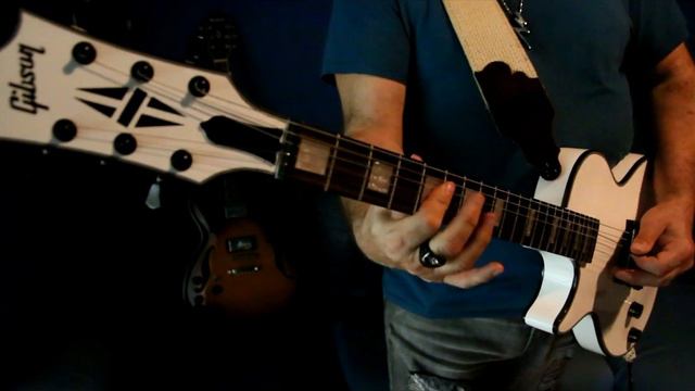 TEST "GIBSON" made in China Lefthand смотреть онлайн