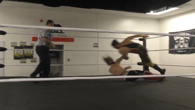 Level Up Showcase: Remi Morgan VS Jackson Calhoun смотреть онлайн