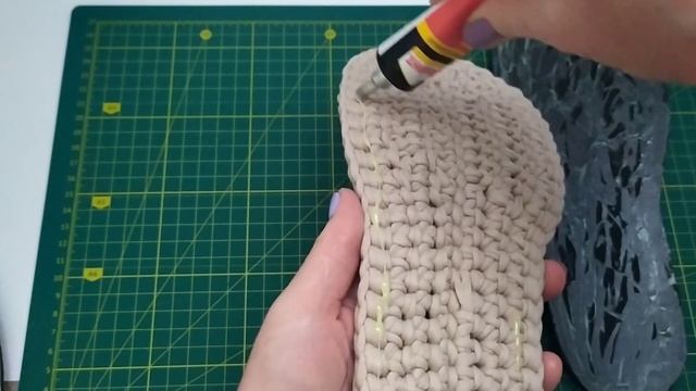 Как приклеить резиновую подошву к тапочкам???✨? часть 2-я смотреть онлайн