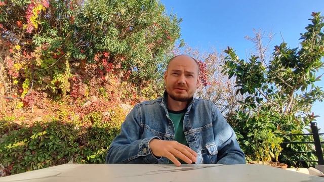 Как построить многоквартирный дом, если нет денег. Два варианта смотреть онлайн