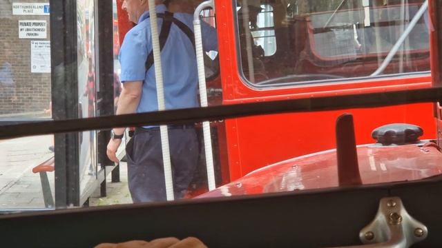 London bus routes 65 and 71 heritage day 2023 смотреть онлайн