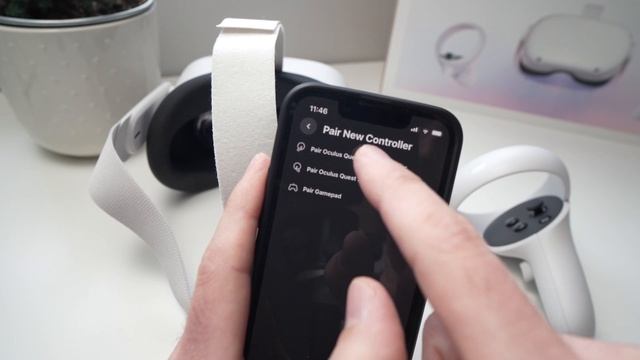 Oculus Quest 2 & 1 : How to Pair Controllers to the Headset смотреть онлайн