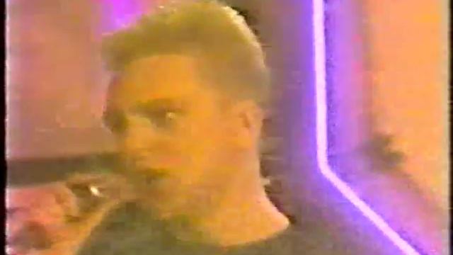 Erasure Heavenly Action Very Early TV Appearance смотреть онлайн