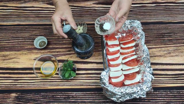 Горячая Закуска Помидоры с Сыром\ Невероятно Вкусная Закуска Помидоры с Сыром смотреть онлайн