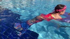 Настя превратилась в русалку. История для детей про русалку