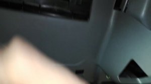 Hyundai Grand Starex 4wd замена салонного фильтра кондиционера. Aircon filter change..mp4