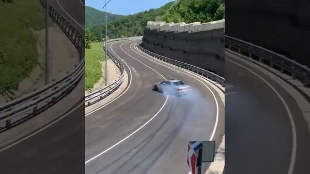Toyota Cresta смотреть онлайн