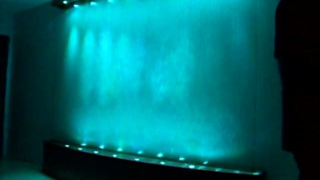 Водопад по стеклу с RGB-подсветкой смотреть онлайн