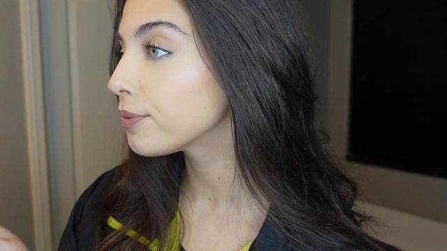 TESTING OUT $8 LIPSTICKS!? || VLOGMAS DAY 21 смотреть онлайн