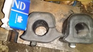 Замена втулок стабилизатора ТОЙОТА РАВ4 2008 г.