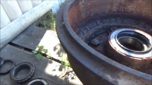 ГАЗ-53, 3307,...снимаем заднюю ступицу,шпильки крепления колеса