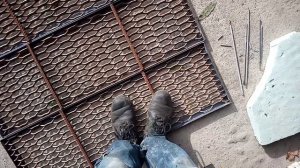 Ступени металлической лестницы